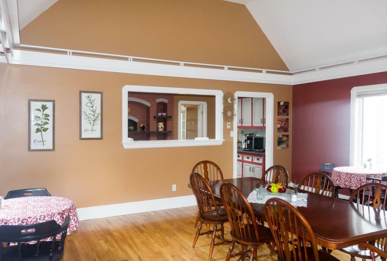 Fox Point Inn Parrsboro Ngoại thất bức ảnh